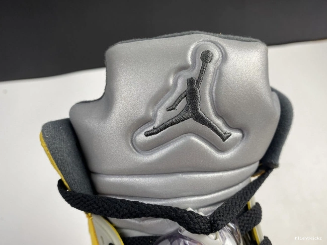 454783-701 Tokyo Air T23 5 Jordan Retro 1008